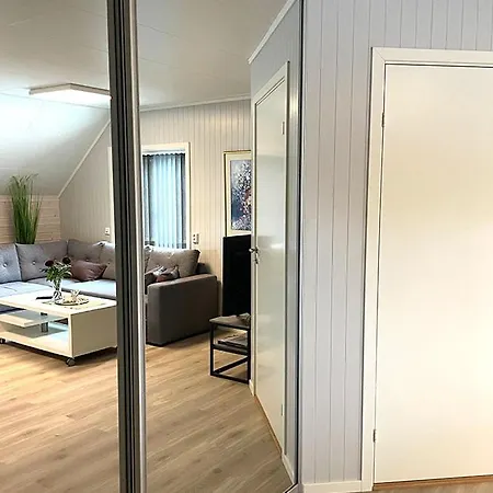 Lyngen Fjord Homes By Havnnes Nyaraló *
