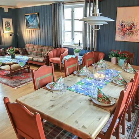 Lyngen Fjord Homes By Havnnes Nyaraló *