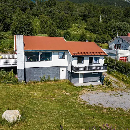 Lyngen Fjord Homes By Havnnes *
