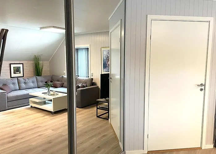 Lyngen Fjord Homes By Havnnes Feriehus *