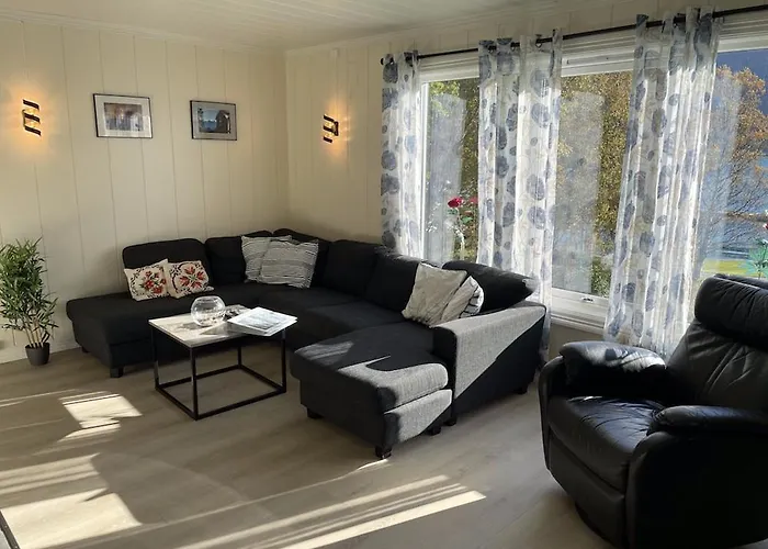 Lyngen Fjord Homes By Havnnes Сasa de vacaciones Hamnnes