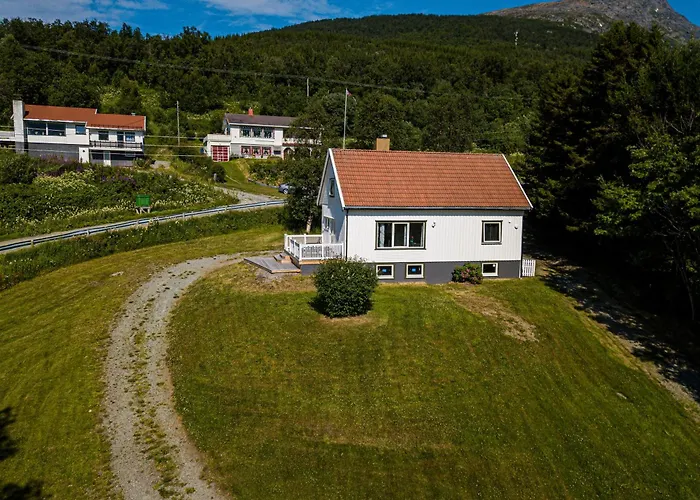 Lyngen Fjord Homes By Havnnes Сasa de vacaciones