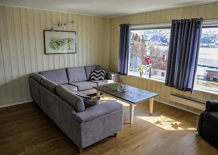 Lyngen Fjord Homes By Havnnes Hamnnes