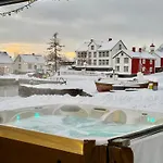 Lyngen Fjord Homes By Havnnes بيت للعطل Hamnnes